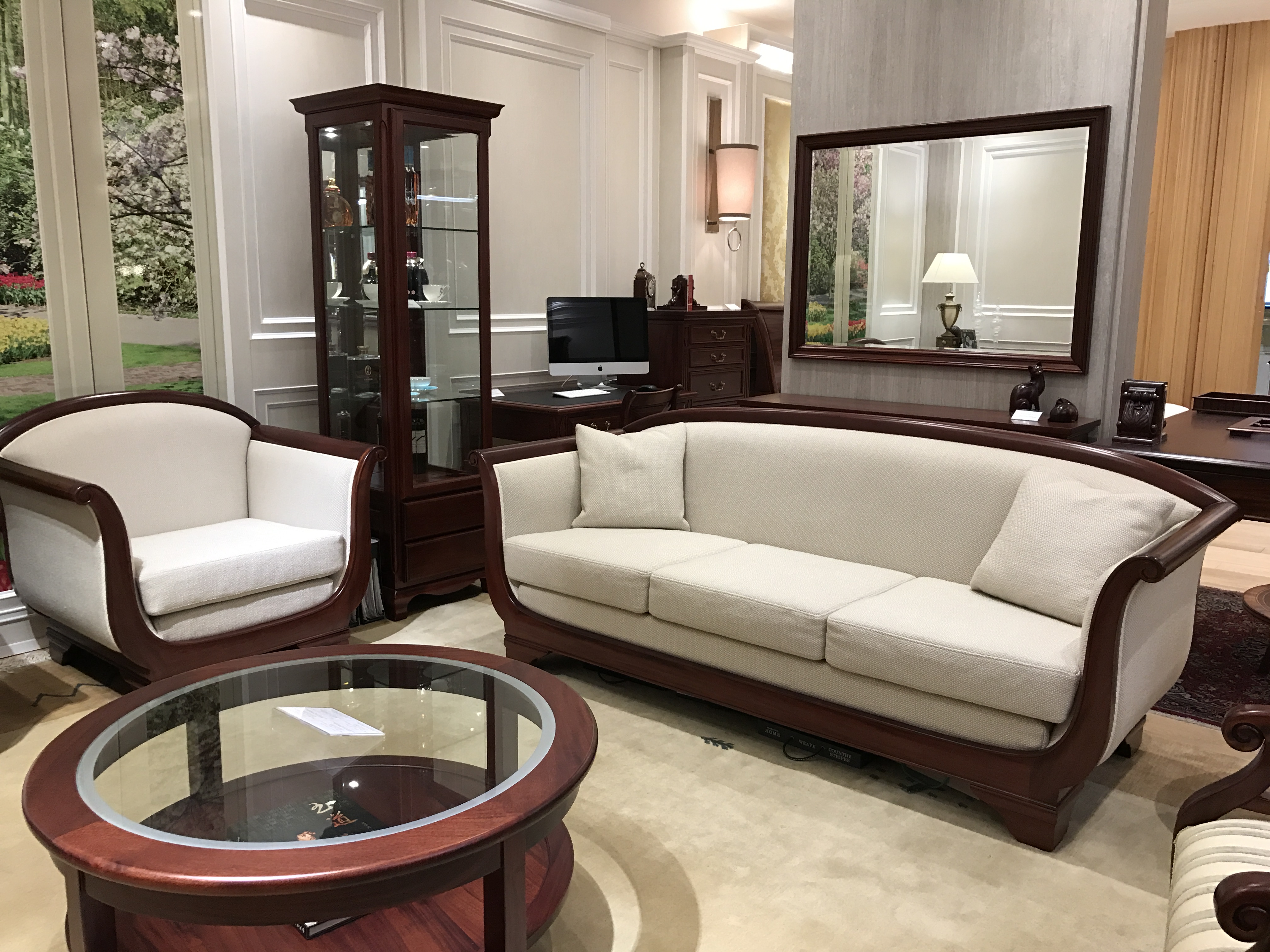 Gallery Living 9
